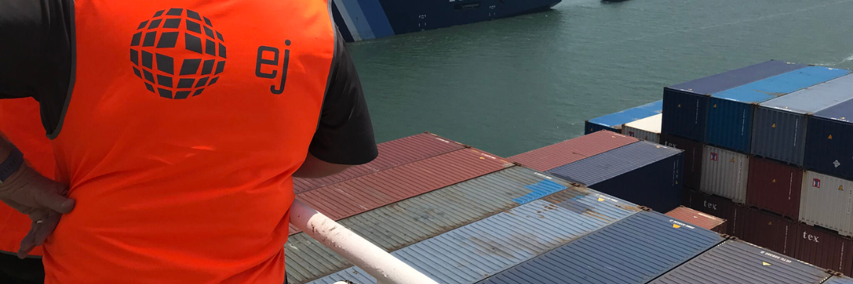 Airports / Docks - Extra heavy duty durable access covers built to withstand extensive workloads